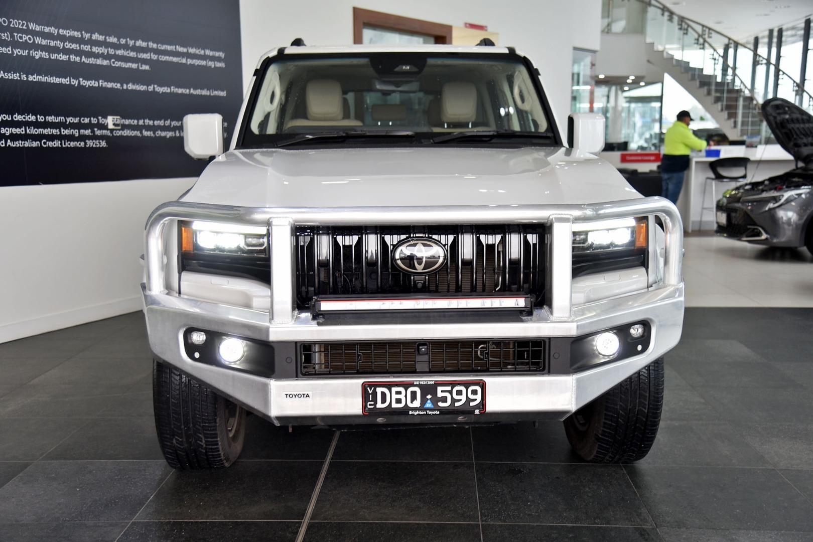2024 Toyota Landcruiser Prado Kakadu in White