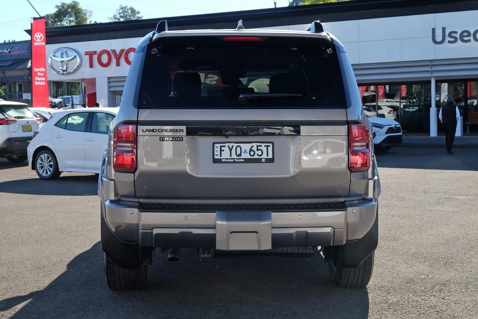 2025 Toyota Landcruiser Prado VX in Bronze