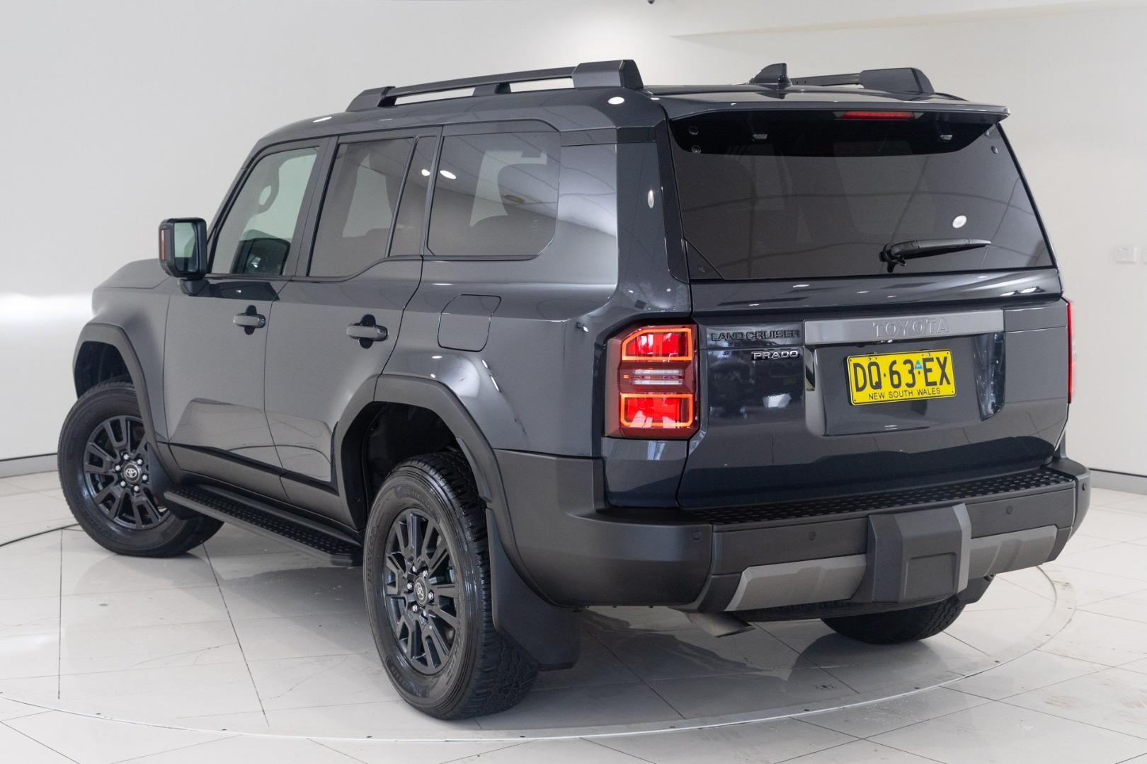 2025 Toyota Landcruiser Prado GXL in Grey