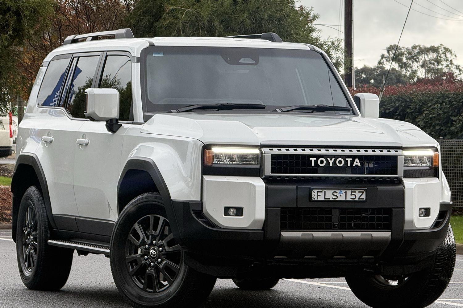 2024 Toyota Landcruiser Prado GXL in White