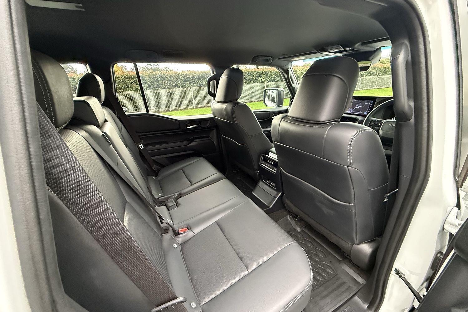 2024 Toyota Landcruiser Prado GXL in White