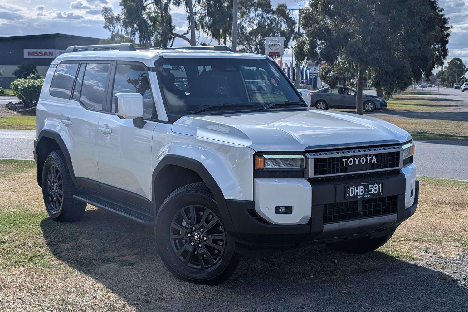 2024 Toyota Landcruiser Prado GXL in White