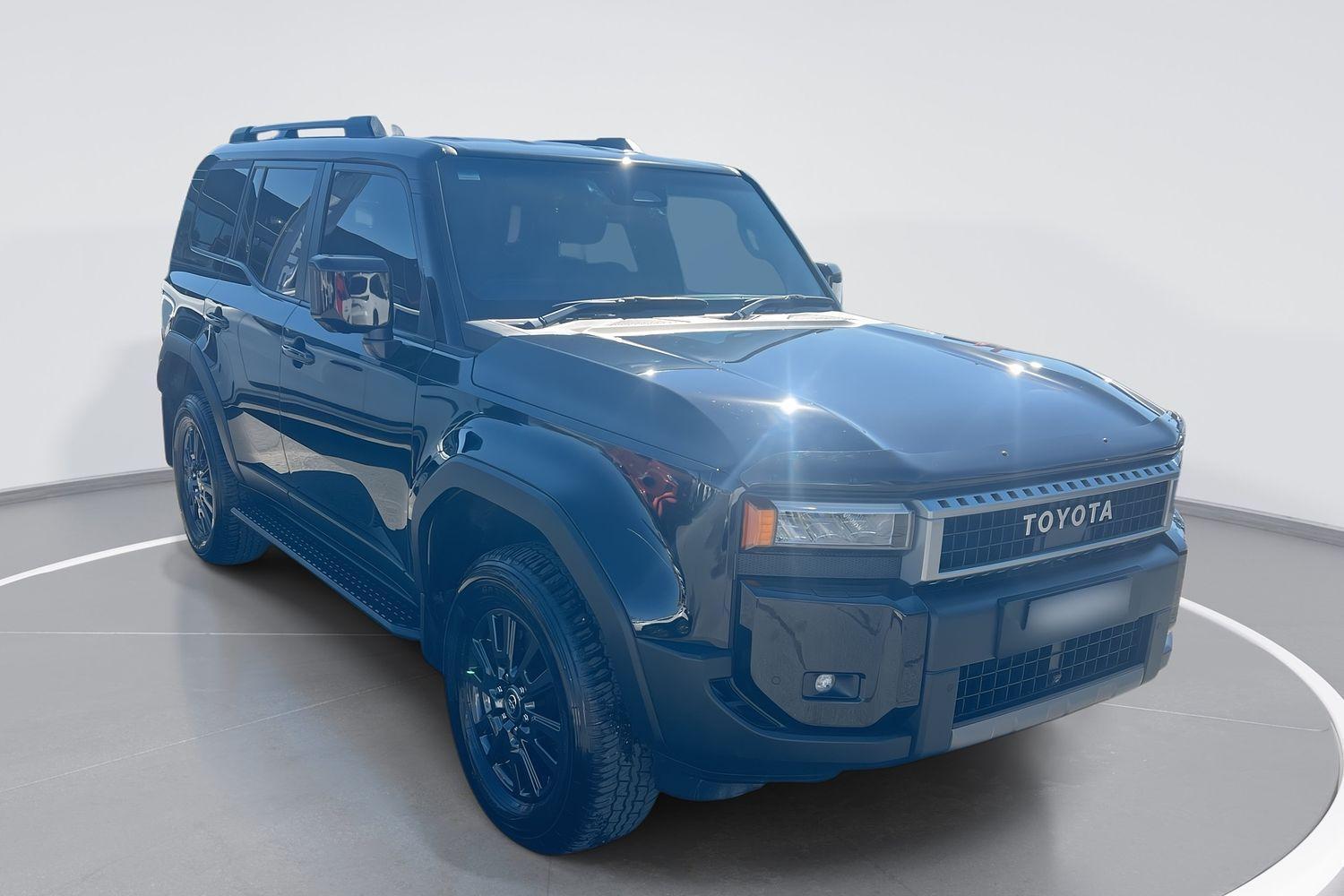 2024 Toyota Landcruiser Prado GXL in Black
