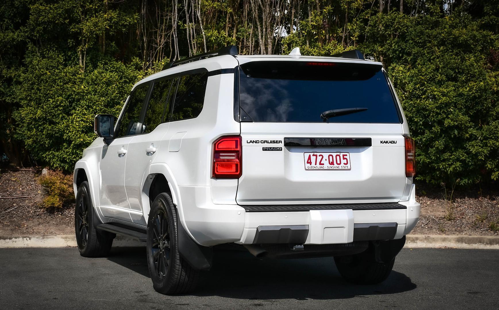 2024 Toyota Landcruiser Prado Kakadu in White