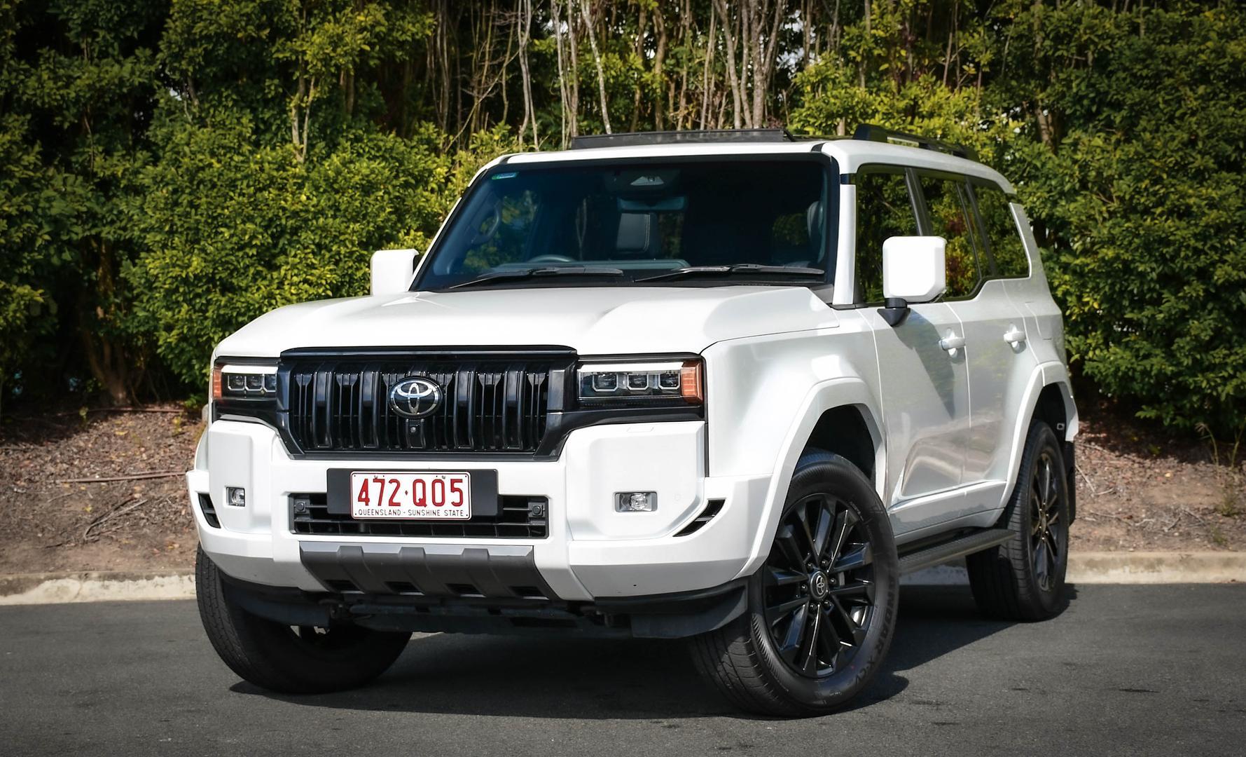 2024 Toyota Landcruiser Prado Kakadu in White