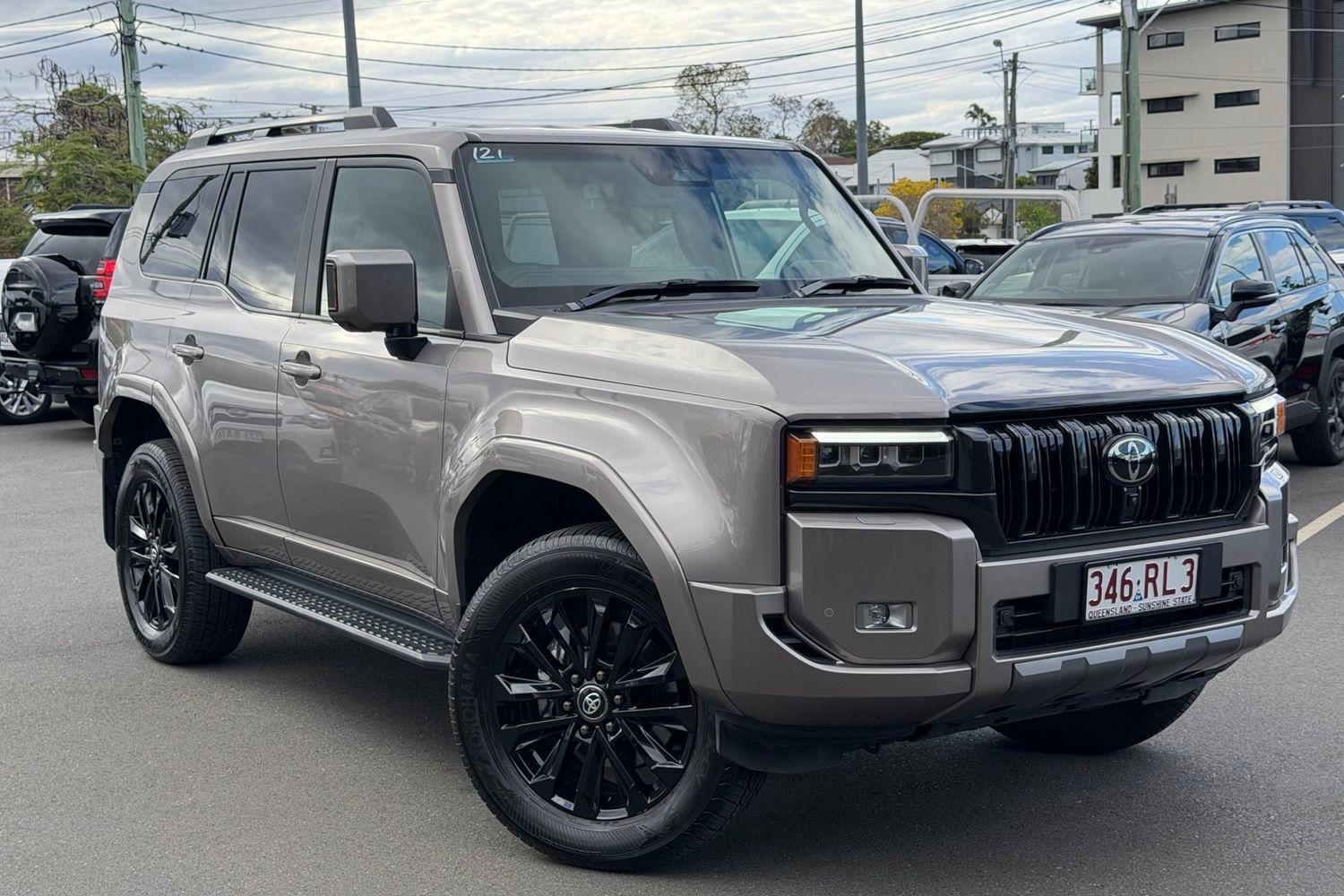 2025 Toyota Landcruiser Prado VX in Bronze