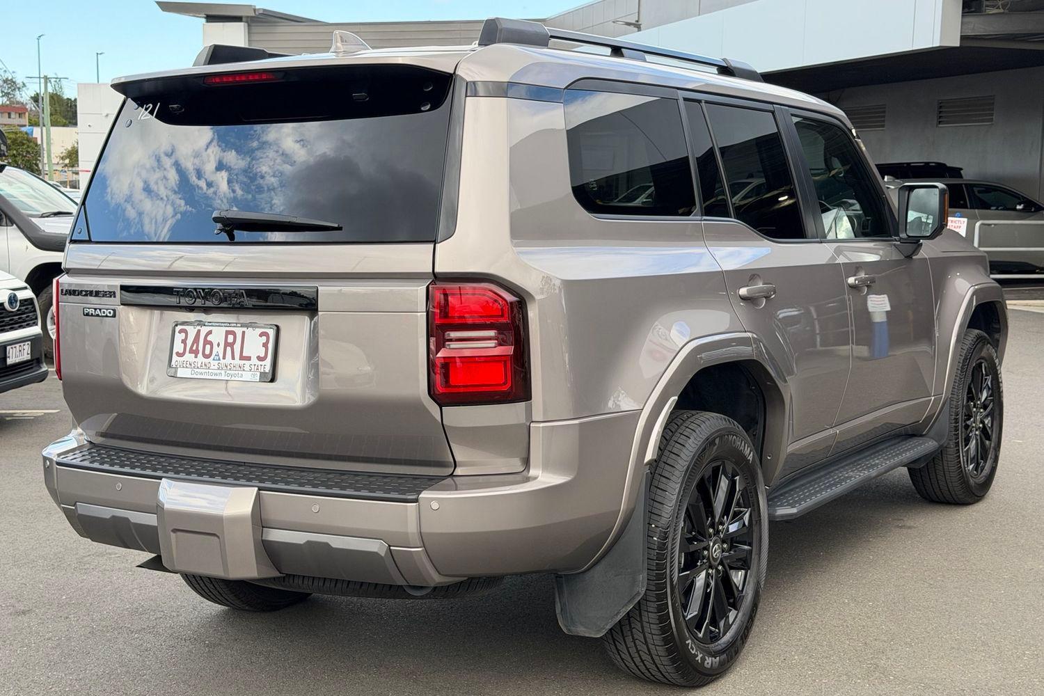 2025 Toyota Landcruiser Prado VX in Bronze