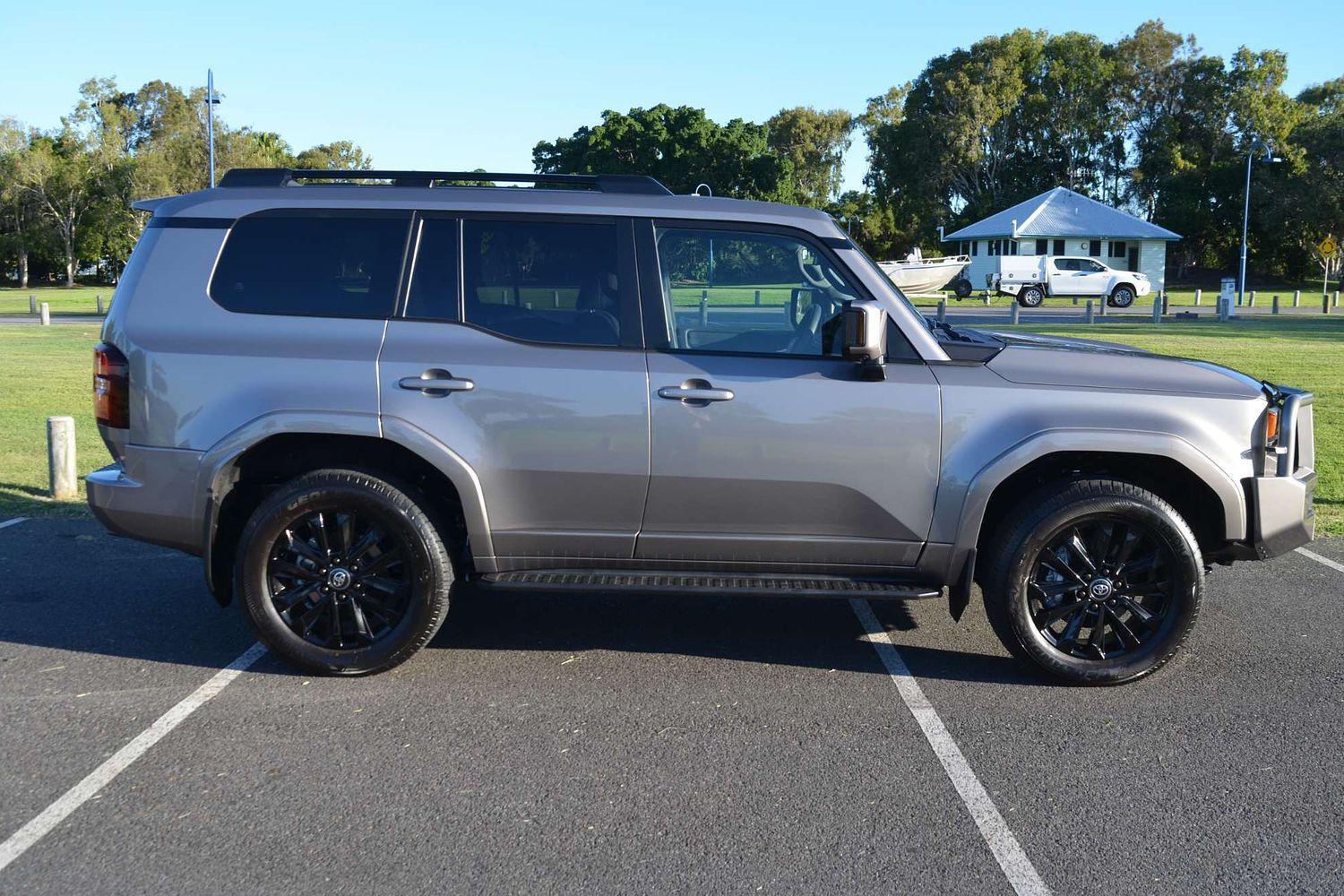 2024 Toyota Landcruiser Prado VX in Bronze