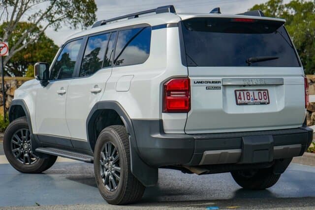 2024 Toyota Landcruiser Prado GXL in White