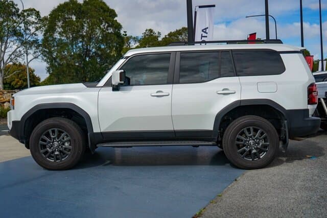 2024 Toyota Landcruiser Prado GXL in White