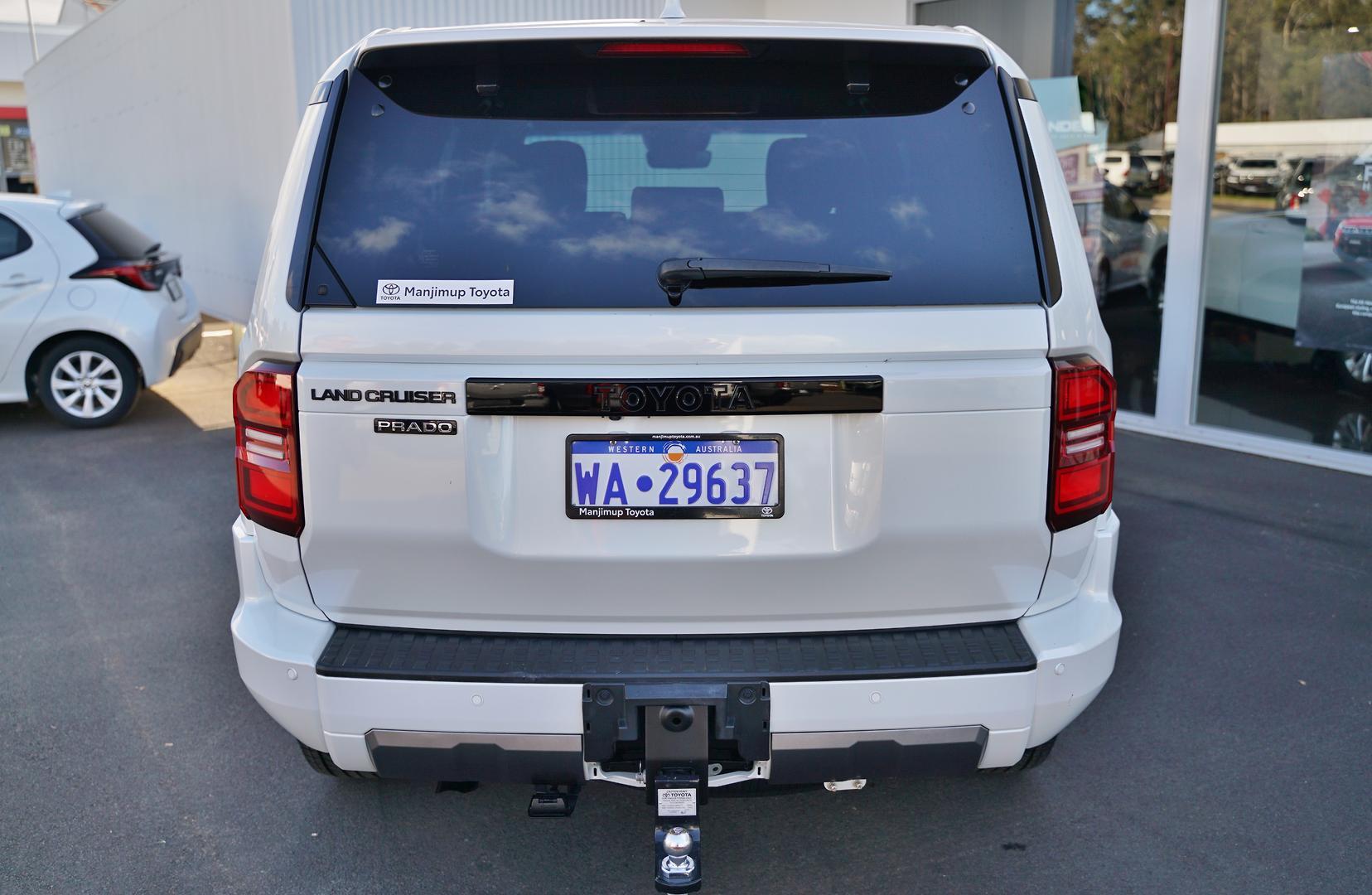 2024 Toyota Landcruiser Prado VX in White