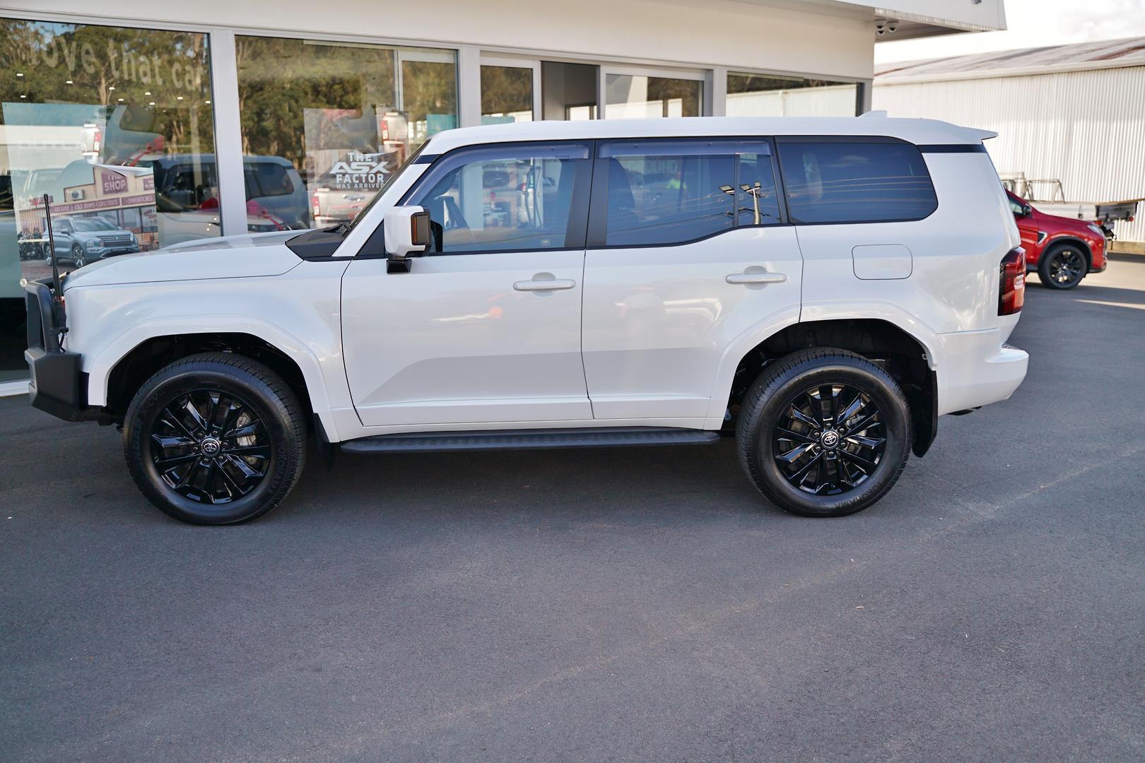 2024 Toyota Landcruiser Prado VX in White