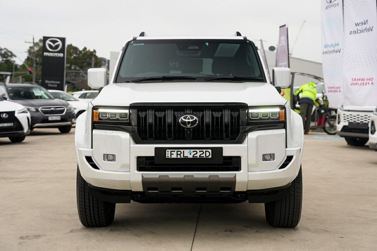 2025 Toyota Landcruiser Prado VX in White
