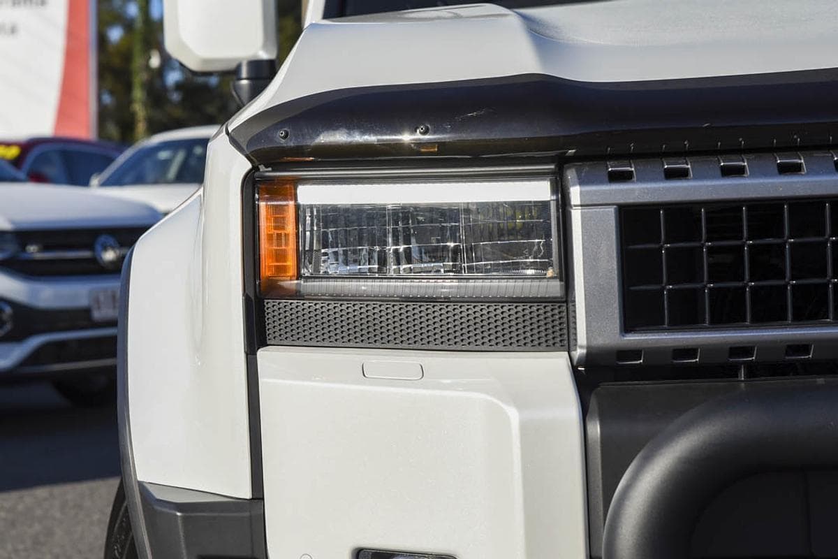 2024 Toyota Landcruiser Prado GXL in White