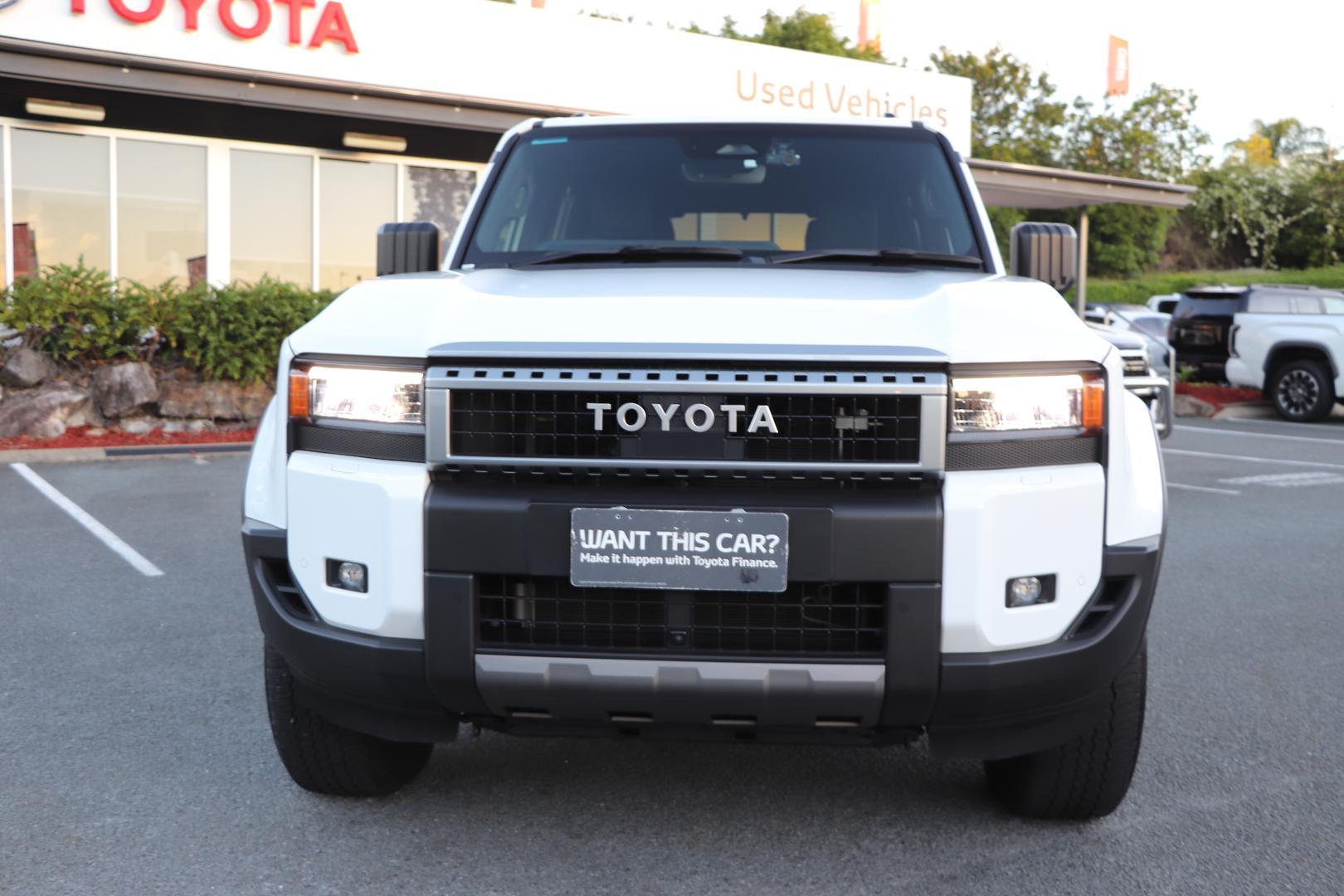2024 Toyota Landcruiser Prado GXL in White