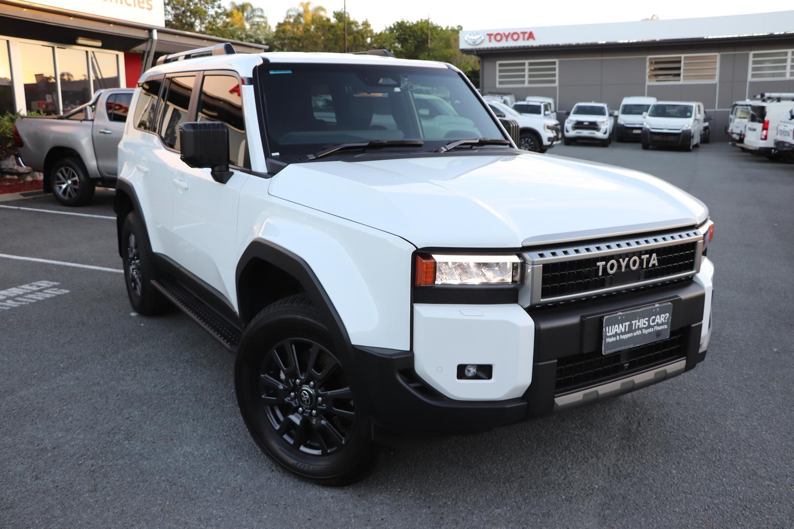 2024 Toyota Landcruiser Prado GXL in White