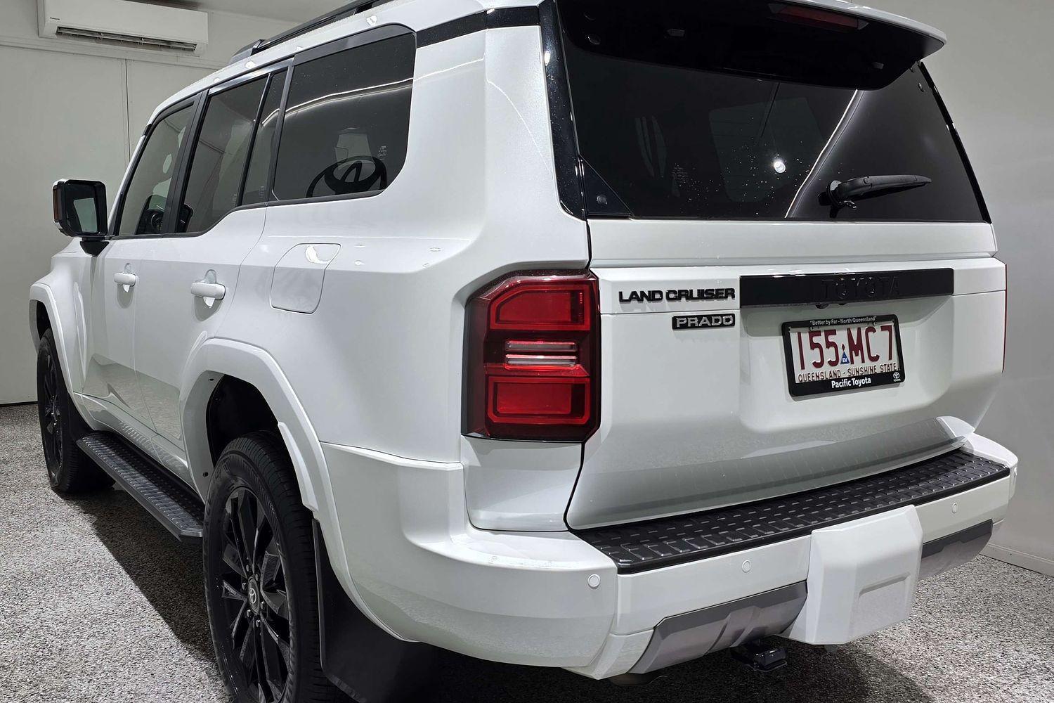 2024 Toyota Landcruiser Prado VX in White