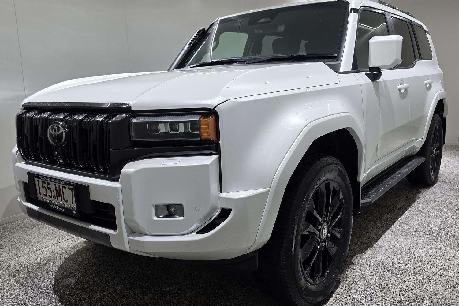2024 Toyota Landcruiser Prado VX in White
