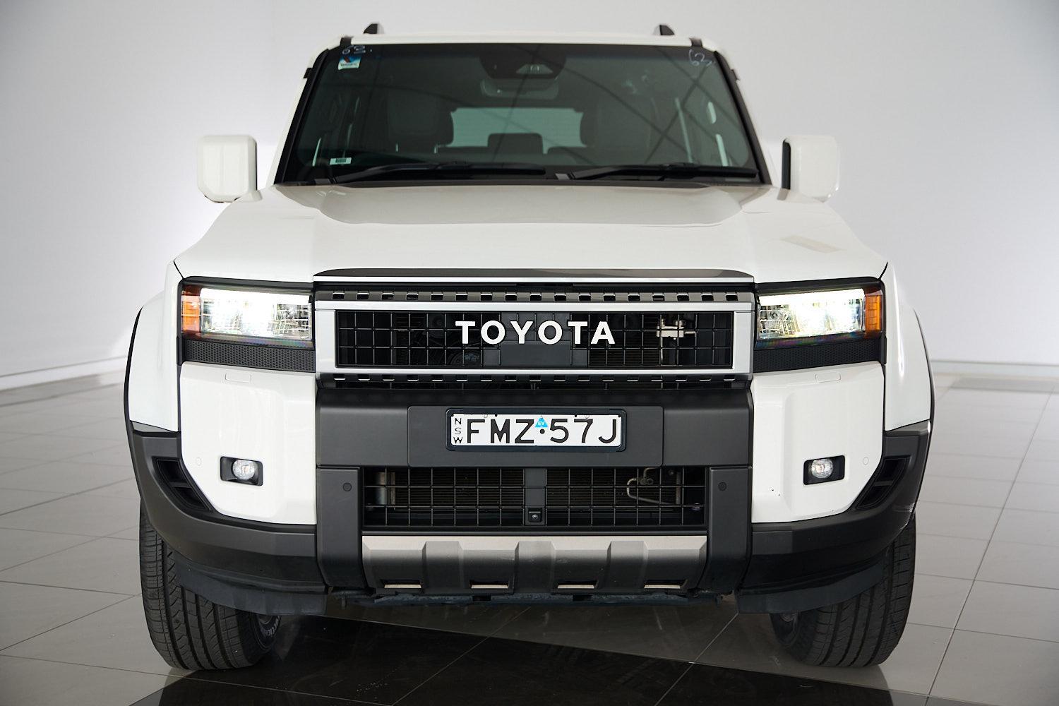 2024 Toyota Landcruiser Prado GXL in White