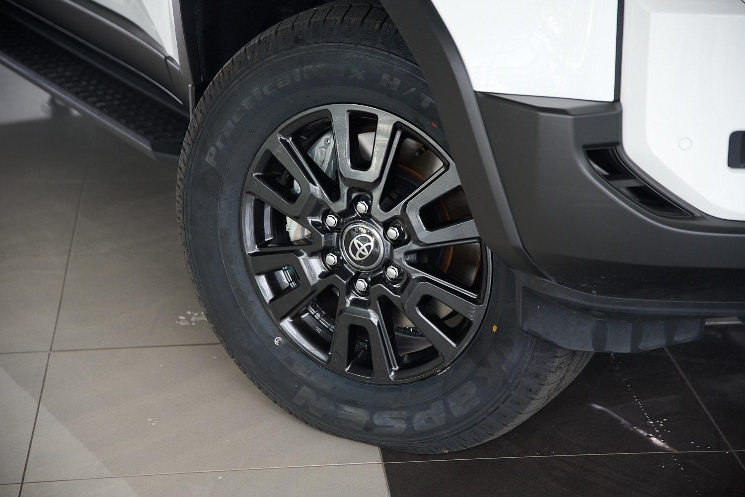 2024 Toyota Landcruiser Prado GXL in White