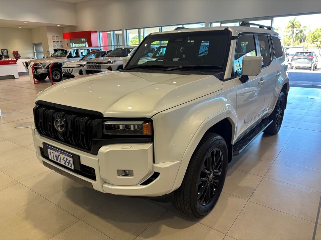 2024 Toyota Landcruiser Prado VX in White