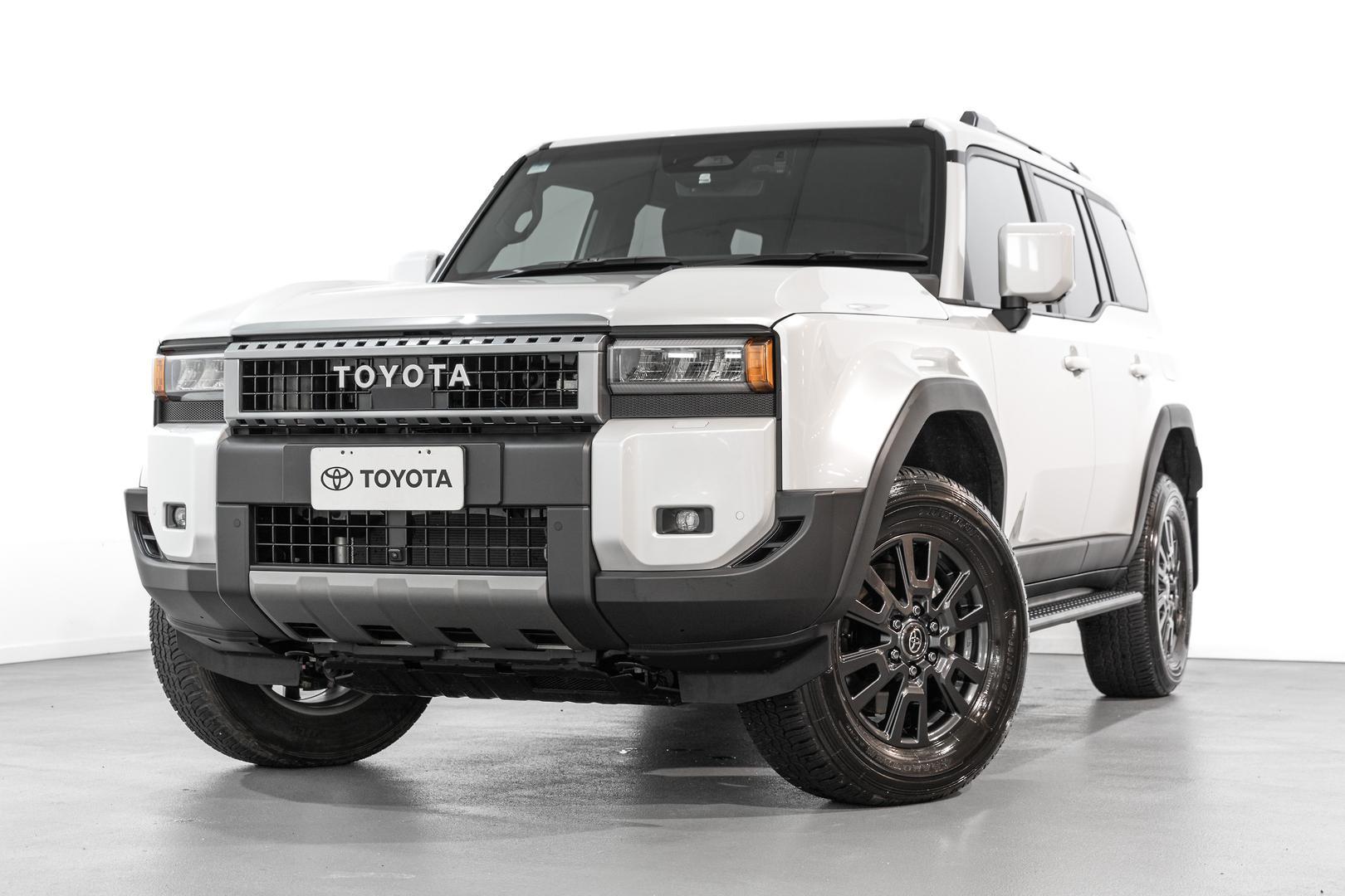 2024 Toyota Landcruiser Prado GXL in White
