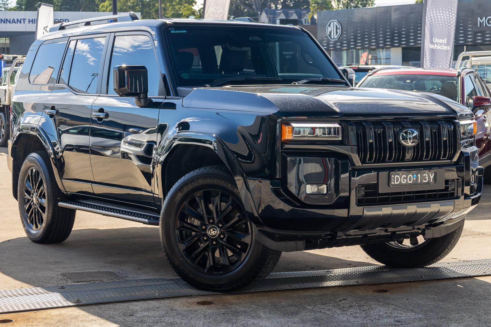 2024 Toyota Landcruiser Prado VX in Black