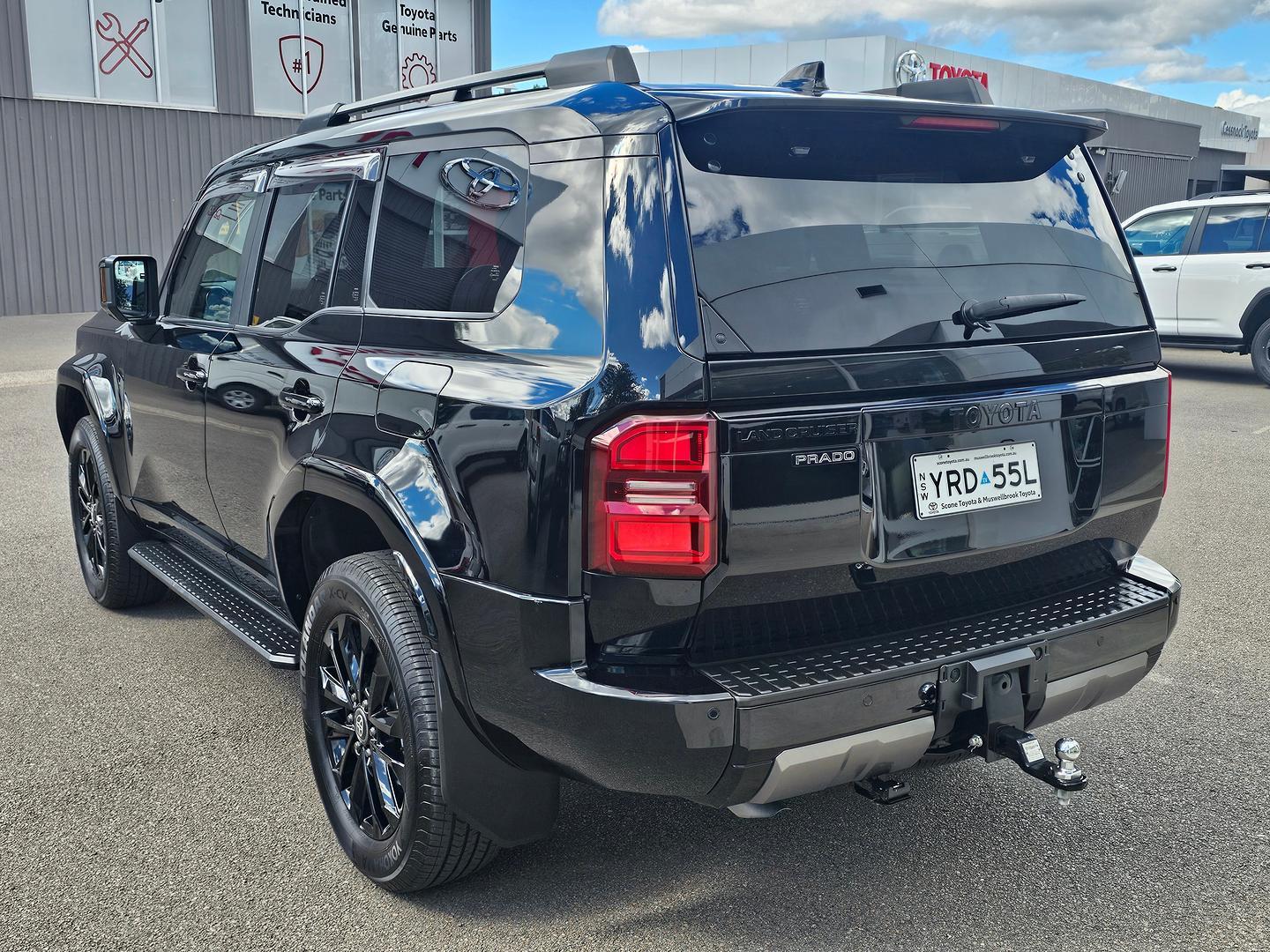 2024 Toyota Landcruiser Prado VX in Black