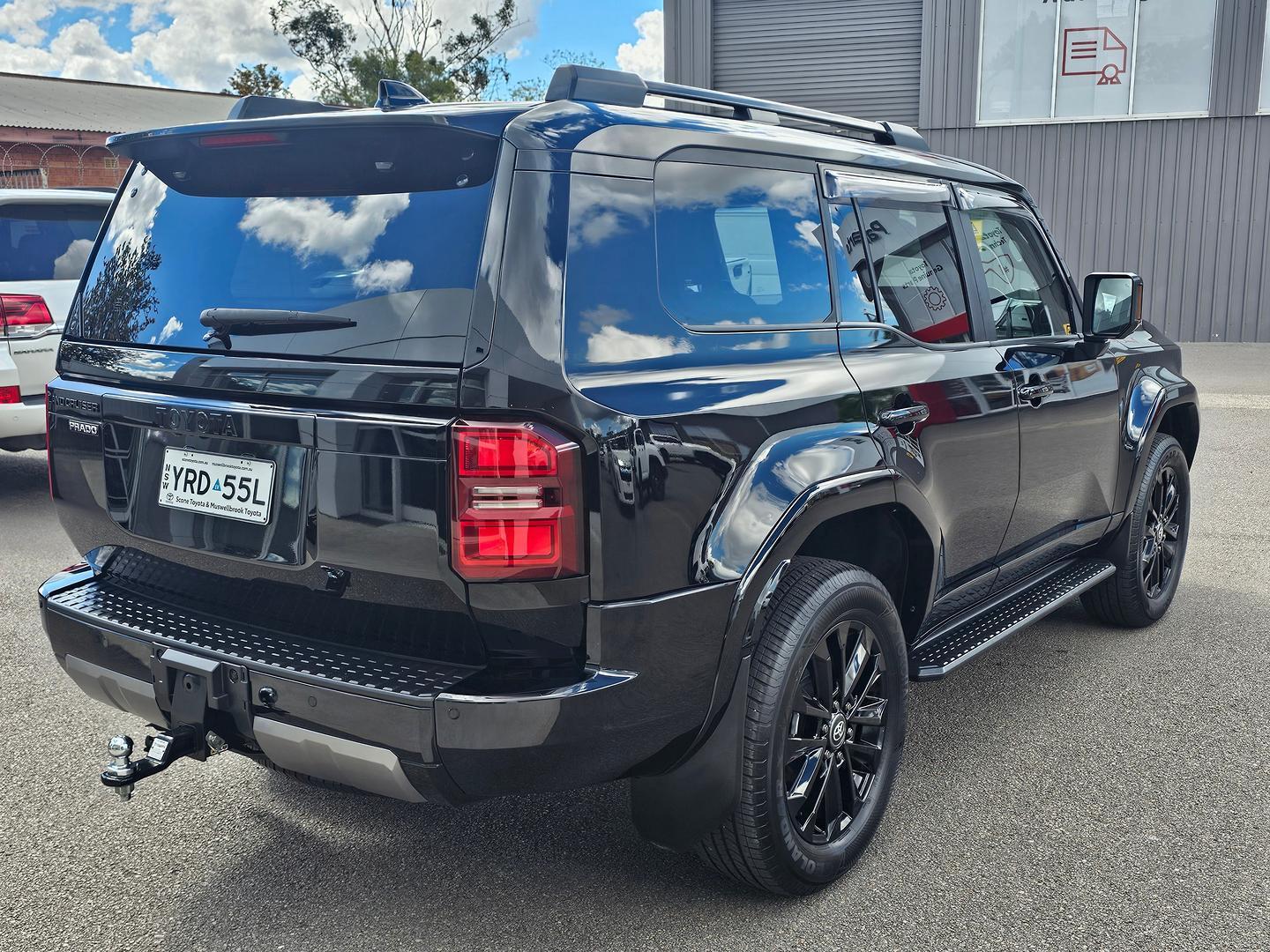2024 Toyota Landcruiser Prado VX in Black