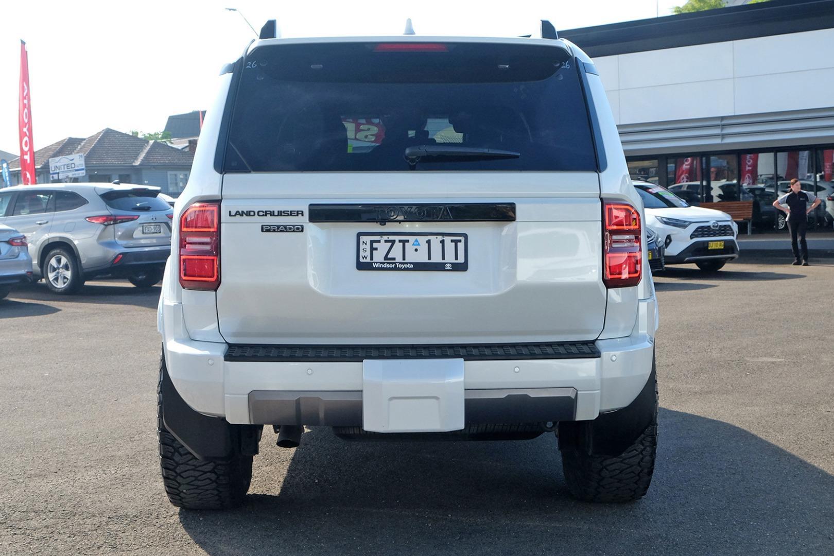 2024 Toyota Landcruiser Prado VX in White