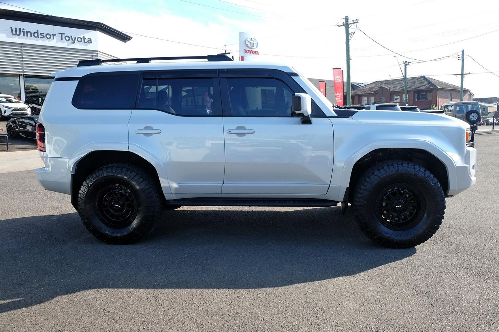 2024 Toyota Landcruiser Prado VX in White