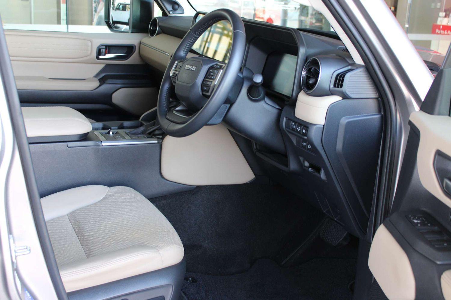 2025 Toyota Landcruiser Prado VX in Bronze