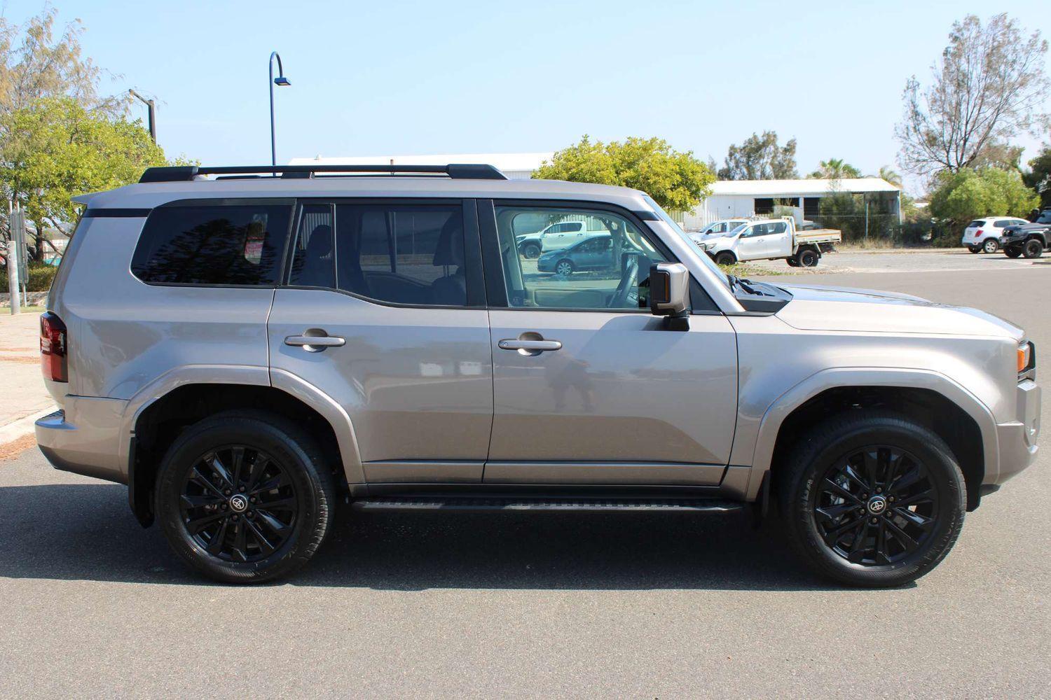 2025 Toyota Landcruiser Prado VX in Bronze