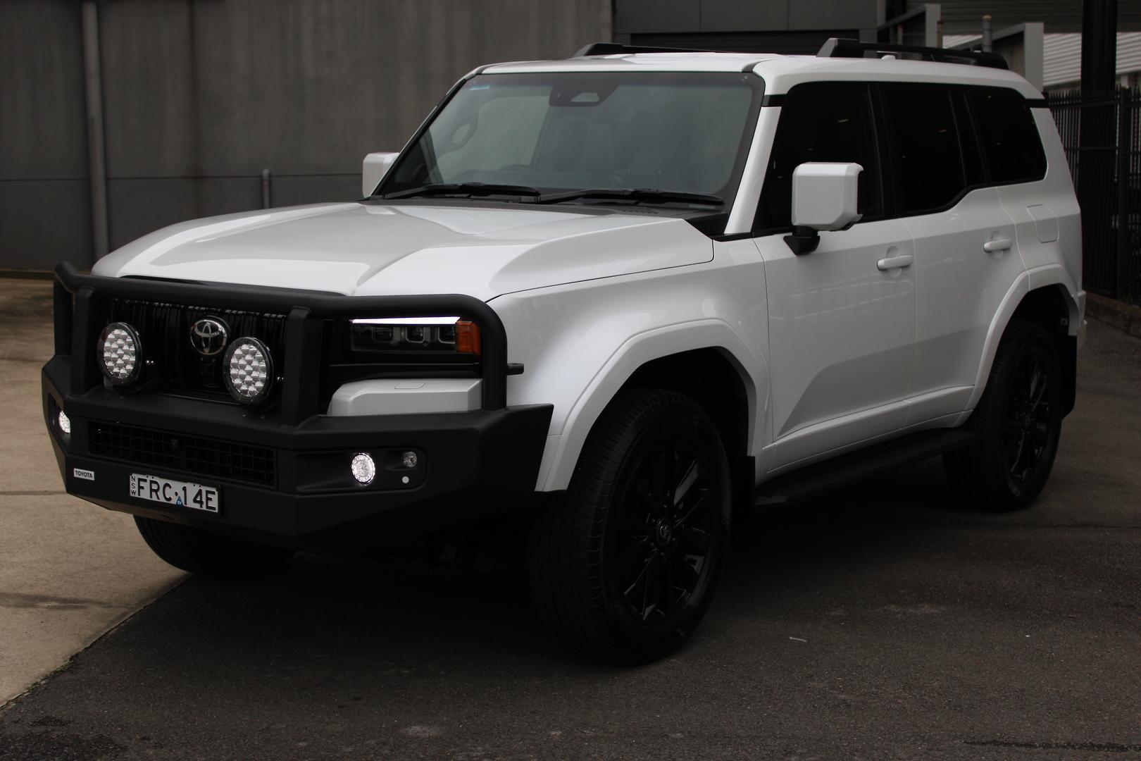 2025 Toyota Landcruiser Prado VX in White