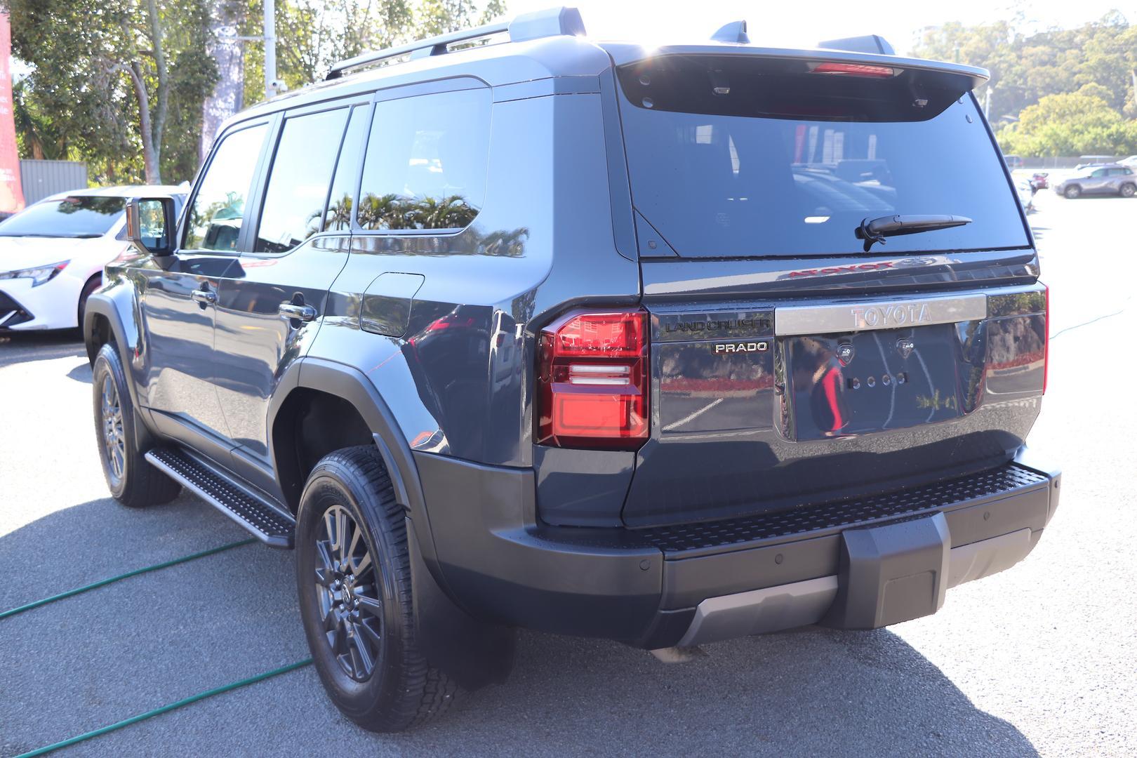 2025 Toyota Landcruiser Prado GXL in Grey