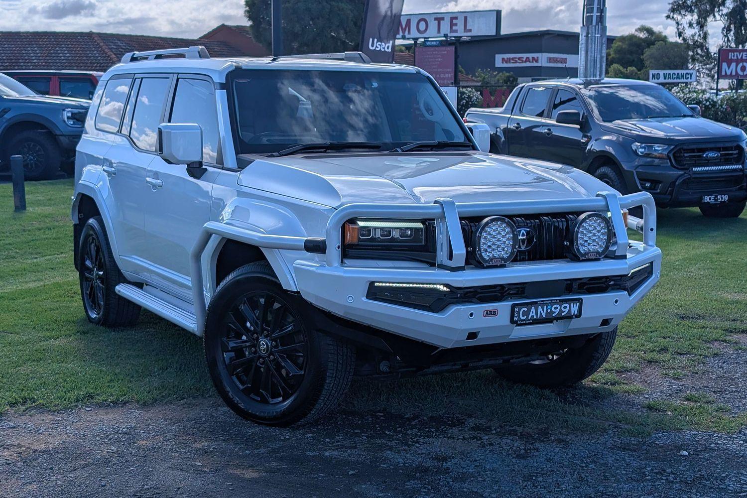 2024 Toyota Landcruiser Prado Kakadu in White