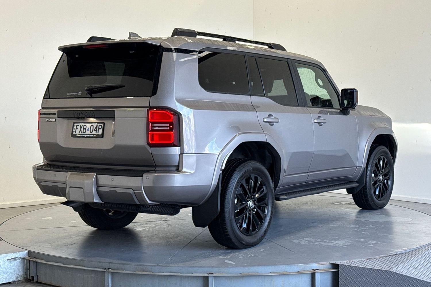 2025 Toyota Landcruiser Prado VX in Bronze