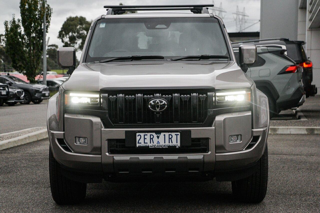 2026 Toyota Landcruiser Prado Kakadu in Bronze