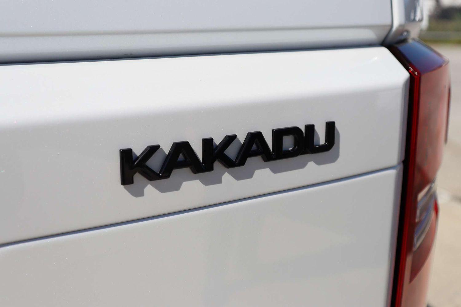2024 Toyota Landcruiser Prado Kakadu in White