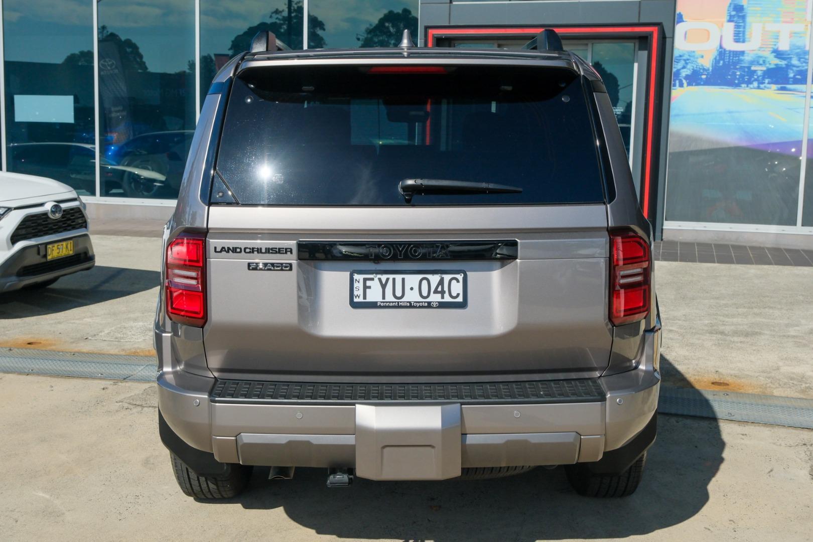 2025 Toyota Landcruiser Prado VX in Bronze