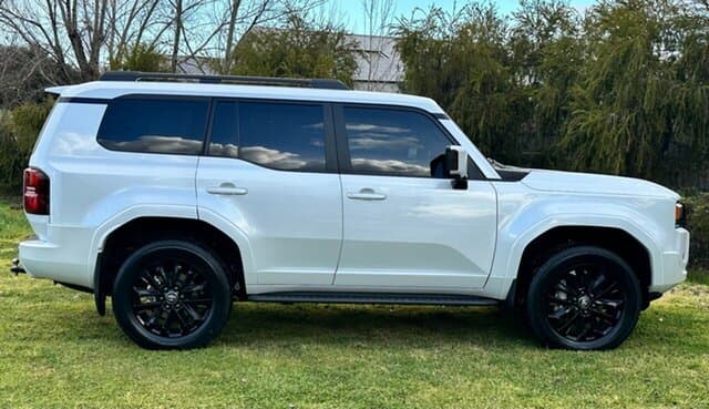 2024 Toyota Landcruiser Prado VX in White