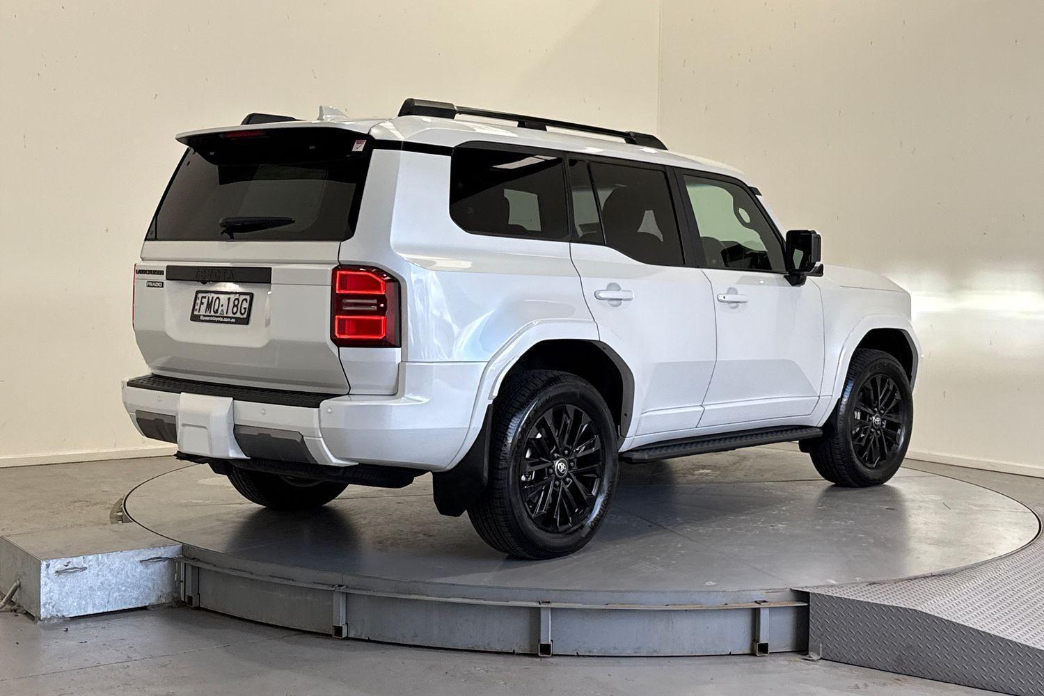2024 Toyota Landcruiser Prado VX in White