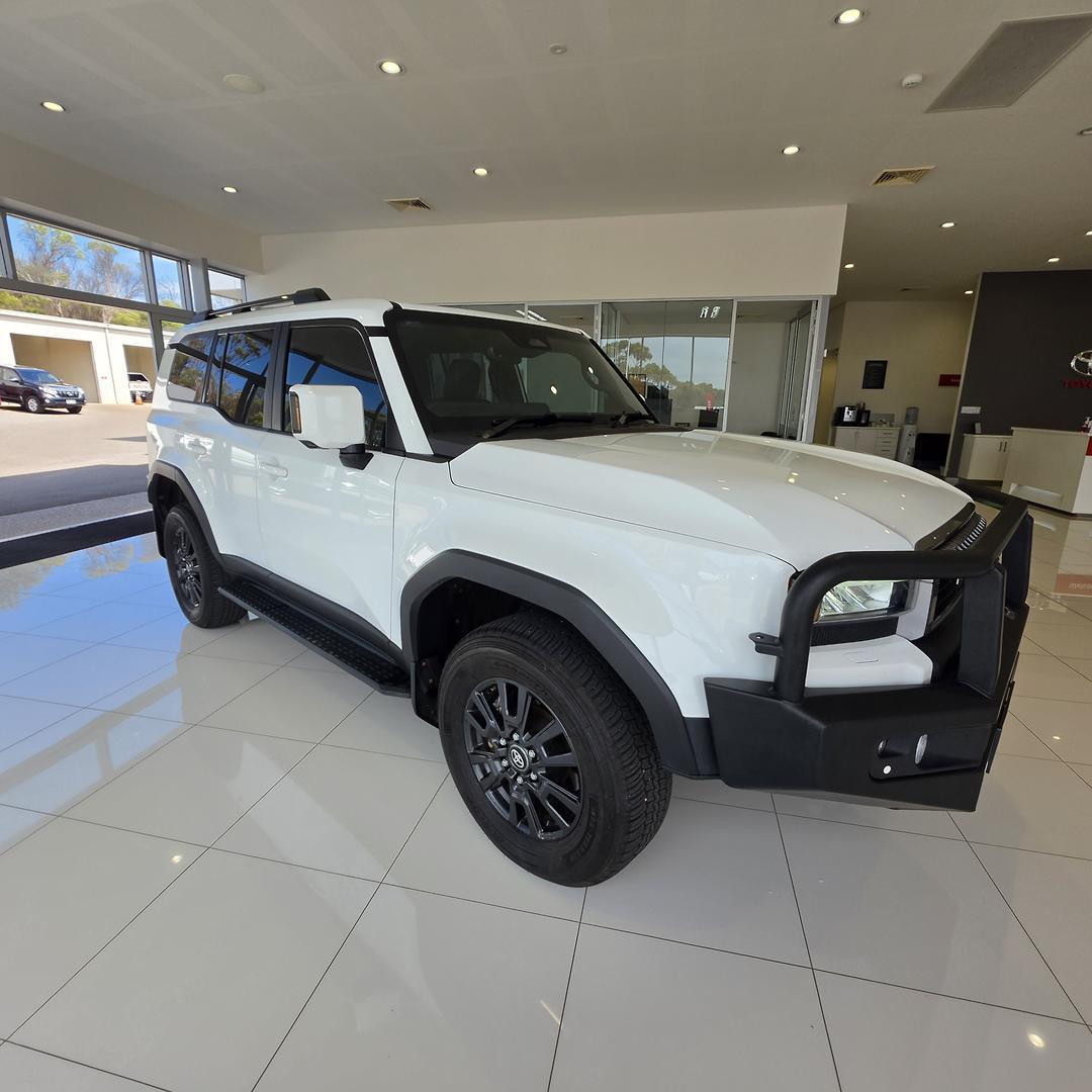 2024 Toyota Landcruiser Prado GXL in White