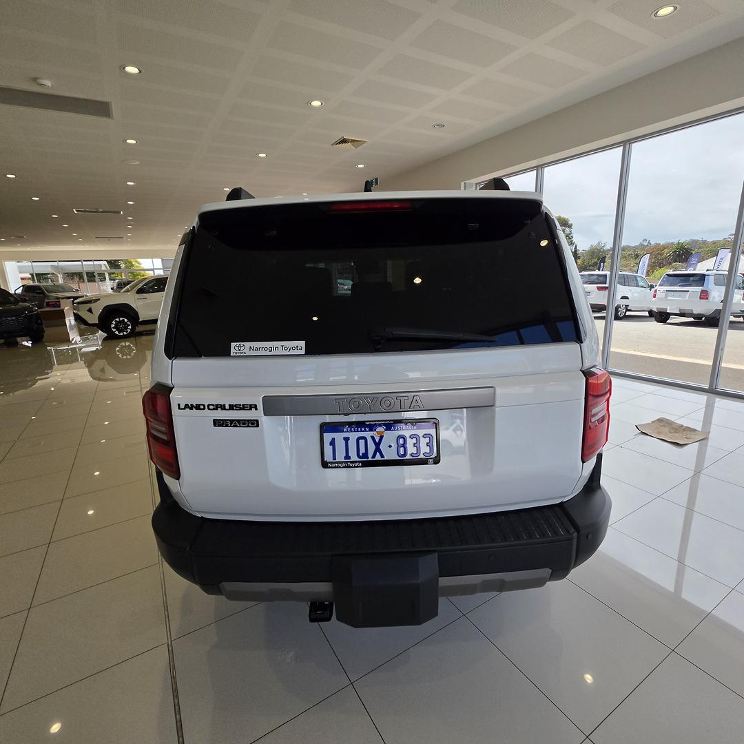 2024 Toyota Landcruiser Prado GXL in White
