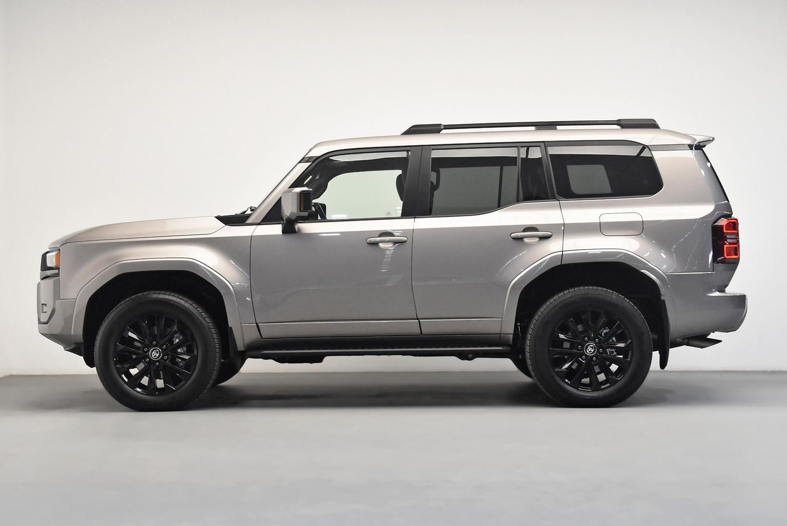 2025 Toyota Landcruiser Prado VX in Bronze