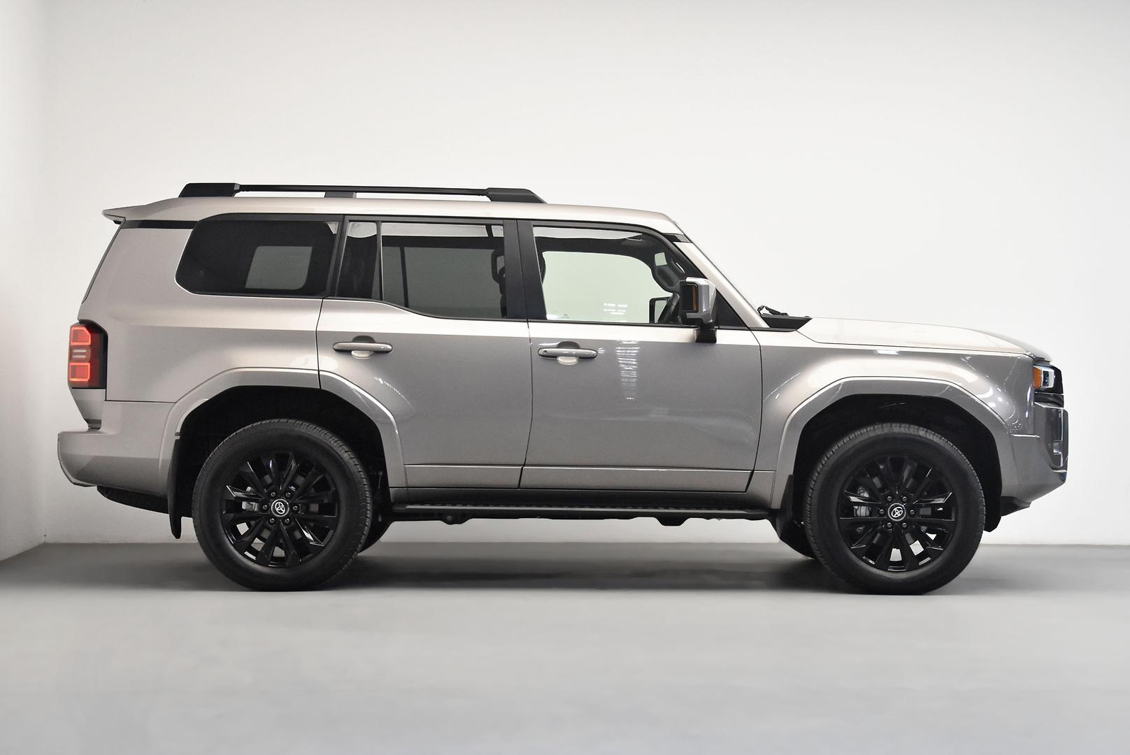 2025 Toyota Landcruiser Prado VX in Bronze