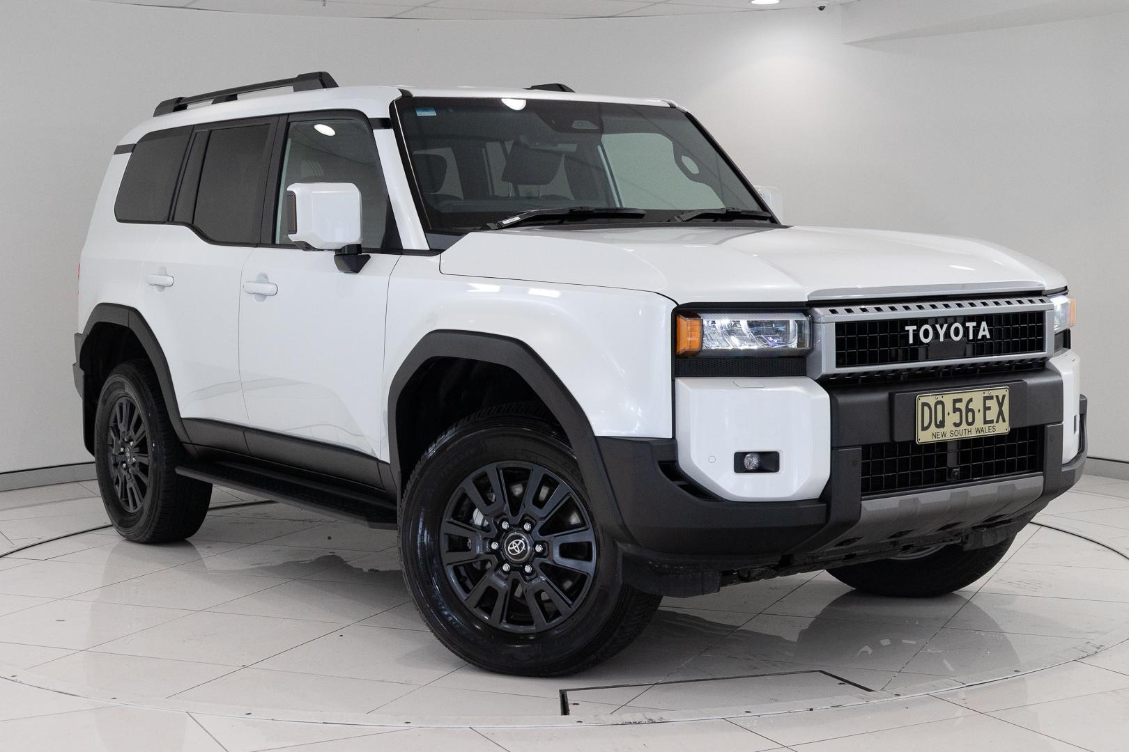2025 Toyota Landcruiser Prado GXL in White