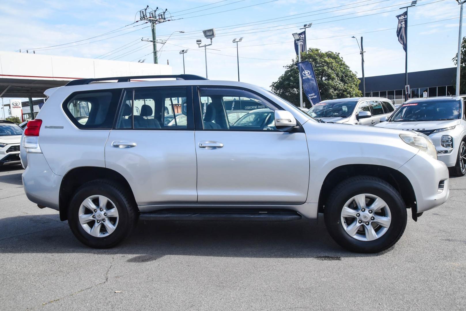 2010 Toyota Landcruiser Prado GXL in Silver