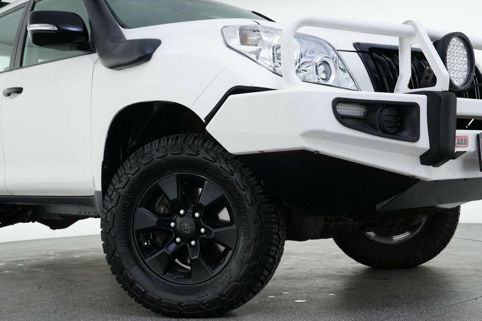 2010 Toyota Landcruiser Prado GX in White