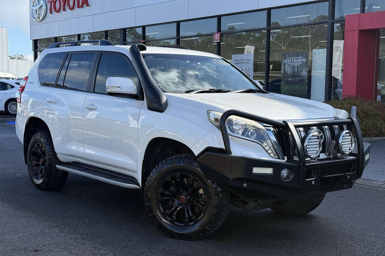 2014 Toyota Landcruiser Prado VX in White